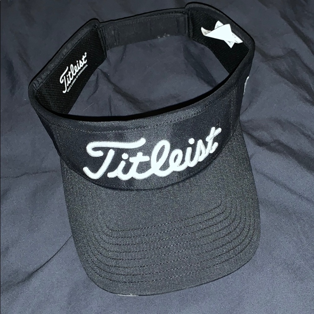 Titleist visor